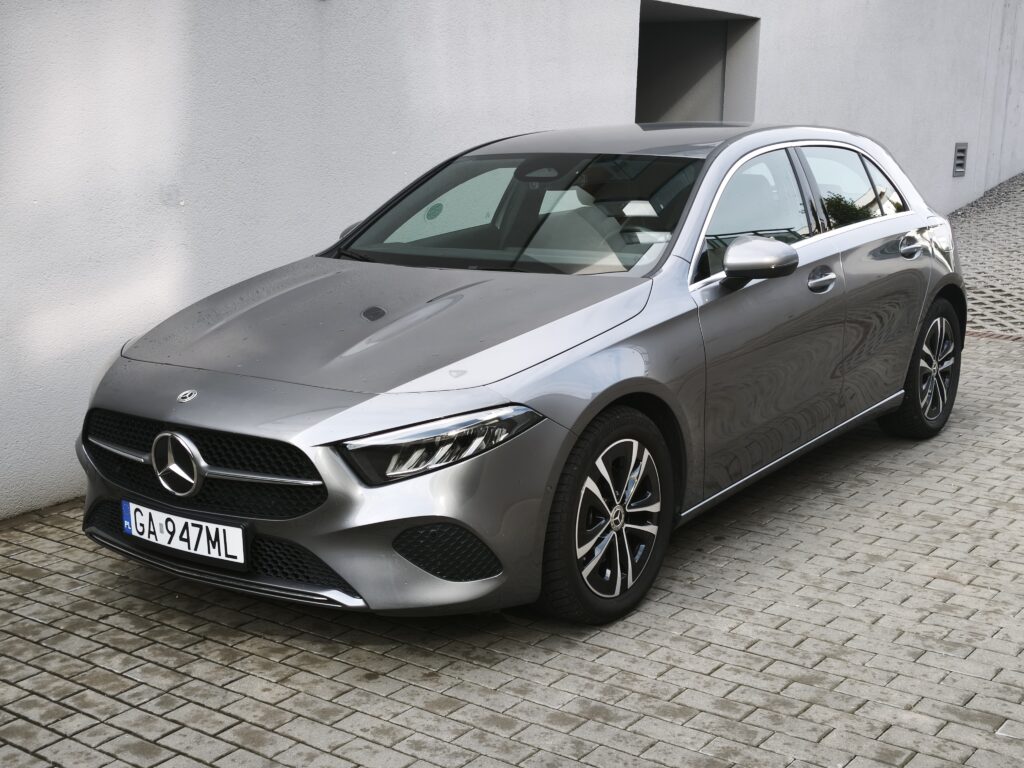 MERCEDES A-KLASA 2023 AUTOMAT
